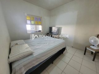 Casa em condomínio fechado com 2 quartos sendo 1 suíte no bairro Praia do Flamengo em Salvador
