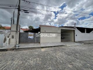 Casa para Vender no Bairro: Cruzeiro em Campina Grande - PB