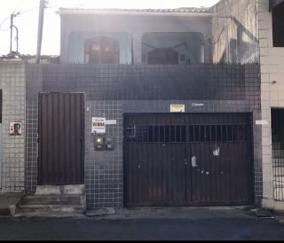 Vende-se casa no José Pinheiro por R$220mil