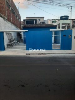Vende - se casa no bairro do Cruzeiro
