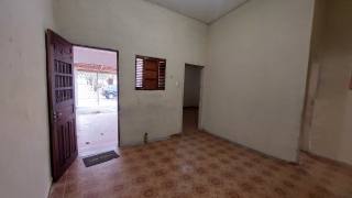 Casa Para Vender com 3 quartos no bairro Castelo Branco em Campina Grande