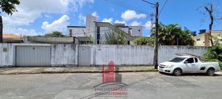 Casa em Recife com 300m² 4 Quartos