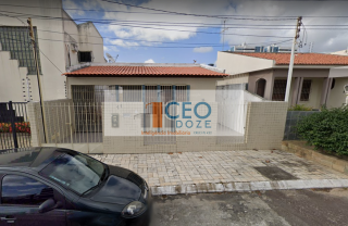 Casa térrea no Bairro Suíssa, 4 Quartos, sendo 2 suítes