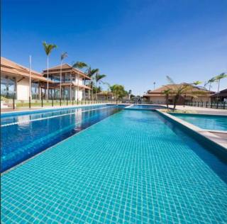 Lote no Thai Residence com 870m², apenas um vizinho