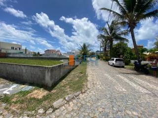 Lote de esquina no condomínio Portal do Mar