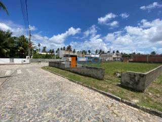 Lote de esquina no condomínio Portal do Mar