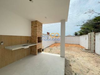 Casa Para Vender com 03 quartos 03 suítes no bairro Urucumema em Eusébio