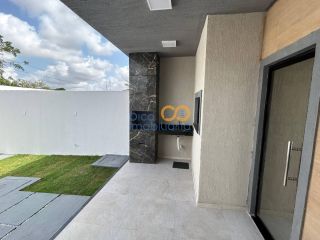 Casa Para Vender com 03 quartos 01 suítes no bairro Urucumema em Eusébio