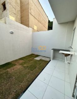 Casa de Condomínio Para Vender com 03 quartos 01 suítes no bairro Icaraí em Caucaia