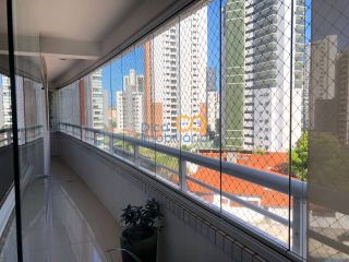 Apartamento Para Vender com 3 quartos 1 suítes no bairro Cocó em Fortaleza