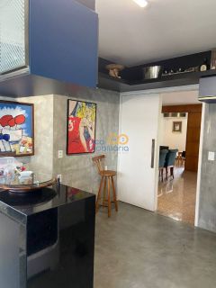 Apartamento Para Vender com 4 quartos 3 suítes no bairro Cocó em Fortaleza