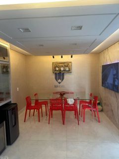 Casa Para Vender com 5 quartos 5 suítes no bairro Edson Queiroz em Fortaleza