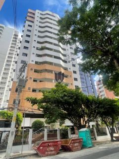 Apartamento Para Alugar com 3 quartos 3 suítes no bairro MEIRELES  em Fortaleza