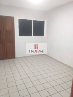 Apartamento venda Petrópolis,  dois quartos, banheiro social, dependência com banheiro, garagem