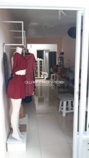 Casa no Luzia com ponto Comercial !