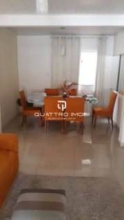 Casa no Luzia com ponto Comercial !