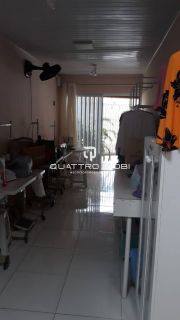 Casa no Luzia com ponto Comercial !