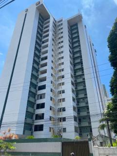 Vende-se apartamento nos Aflitos.