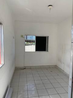 Vende-se apartamento quarto e sala no Pina