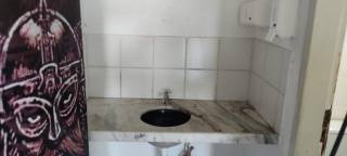 Vende-se ou aluga-se sala comercial