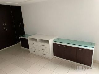 Apartamento Para Vender com 4 quartos 3 suítes  Boa Viagem