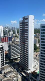 Apartamento para vender com 3 quartos, sendo 1 suíte, próximo ao mar - Rooftop panorâmico