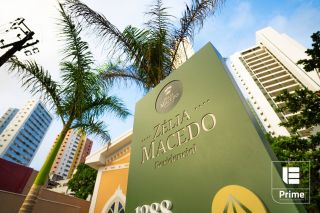 Apartamento Para Vender com 4 quartos, 2 suítes, no bairro da Torre - com lazer completo