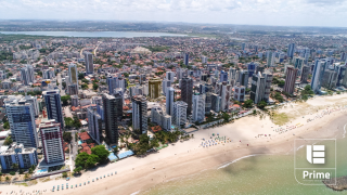 Apartamentos para vender com 2 e 3 quartos, sendo 1 suíte, na Praia de Candeias - Lazer completo