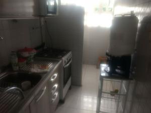 Vendo apartamento no Conjunto Augusto Franco, Condomínio Padre Lemper (VENDIDO)