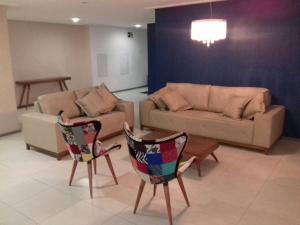 Vendo apartamento no Conjunto Augusto Franco, Condomínio Residencial Monticello. (VENDIDO)