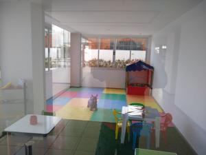 Vendo apartamento no Conjunto Augusto Franco, Condomínio Residencial Monticello. (VENDIDO)