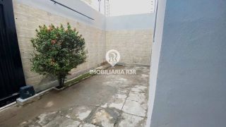 CASA RESIDENCIAL / COMERCIAL,CENTRO