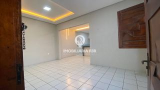 CASA RESIDENCIAL / COMERCIAL,CENTRO