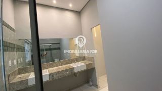 CASA RESIDENCIAL / COMERCIAL,CENTRO