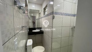 CASA RESIDENCIAL / COMERCIAL,CENTRO