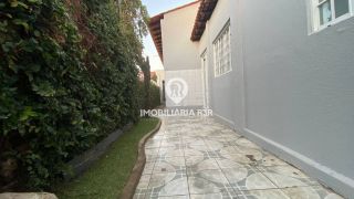 CASA RESIDENCIAL / COMERCIAL,CENTRO