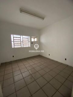 PRÉDIO COMERCIAL - BAIRRO FÁTIMA, ZONA LESTE