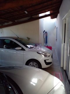 Casa no Bairro luzia com Ponto Comercial