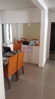 Casa no Bairro luzia com Ponto Comercial