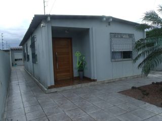 Casa de 2 quartos no bairro Granja Esperança em Cachoeirinha