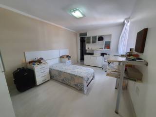 Apartamento para locação, com 4 quartos, sendo 4 suítes no bairro Mirante em Campina Grande