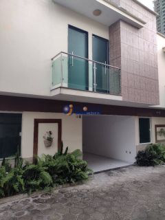 Casa de Condomínio Para Vender com 3 quartos 1 suítes no bairro Mirante em Campina Grande