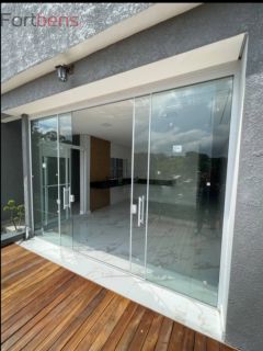 Casa de Condomínio Para Vender com 3 quartos 2 suítes no Real Park em Caieiras