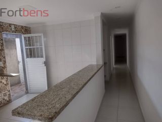 Sobrado Para Alugar com 4 quartos no bairro Laranjeiras em Caieiras