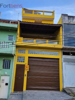 Sobrado Para Vender com 3 quartos no bairro Serpa em Caieiras 