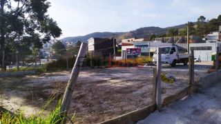 Lote / Terreno de Bairro Para Alugar no bairro Laranjeiras em Caieiras