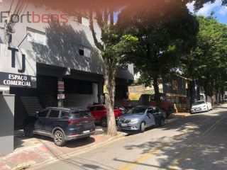 Galpão / Depósito / Armazém Para Alugar no bairro Centro em Francisco Morato