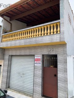 Sobrado Para Vender com 5 quartos no bairro Região Central em Caieiras