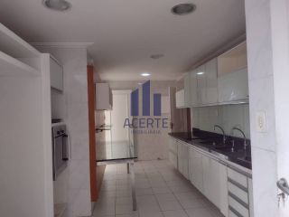 Apartamento Para Vender com 3 quartos 3 suítes no bairro Calhau em São Luís