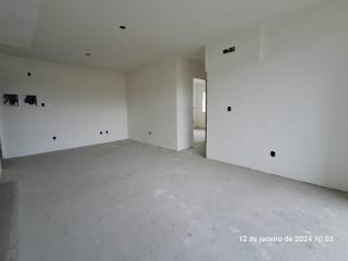 Apartamento Para Vender com 2 quartos 1 suítes no bairro Centro em Navegantes